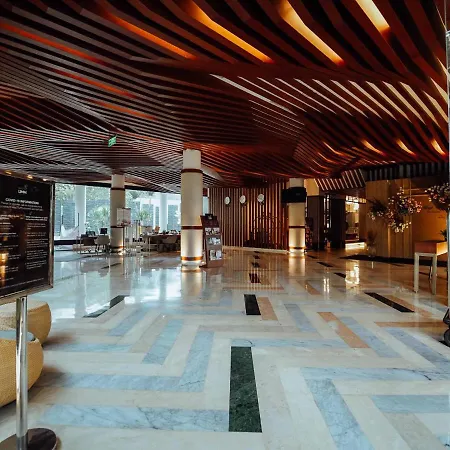 Rayz Umm Hotel Malang-3